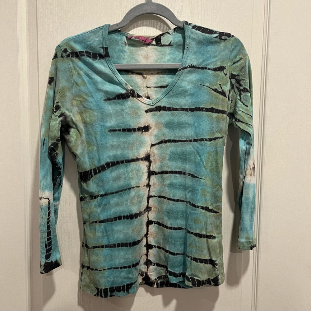 IDI by Mathew V-Neck Tie Dye 3/4 Long Sleeve Shirt